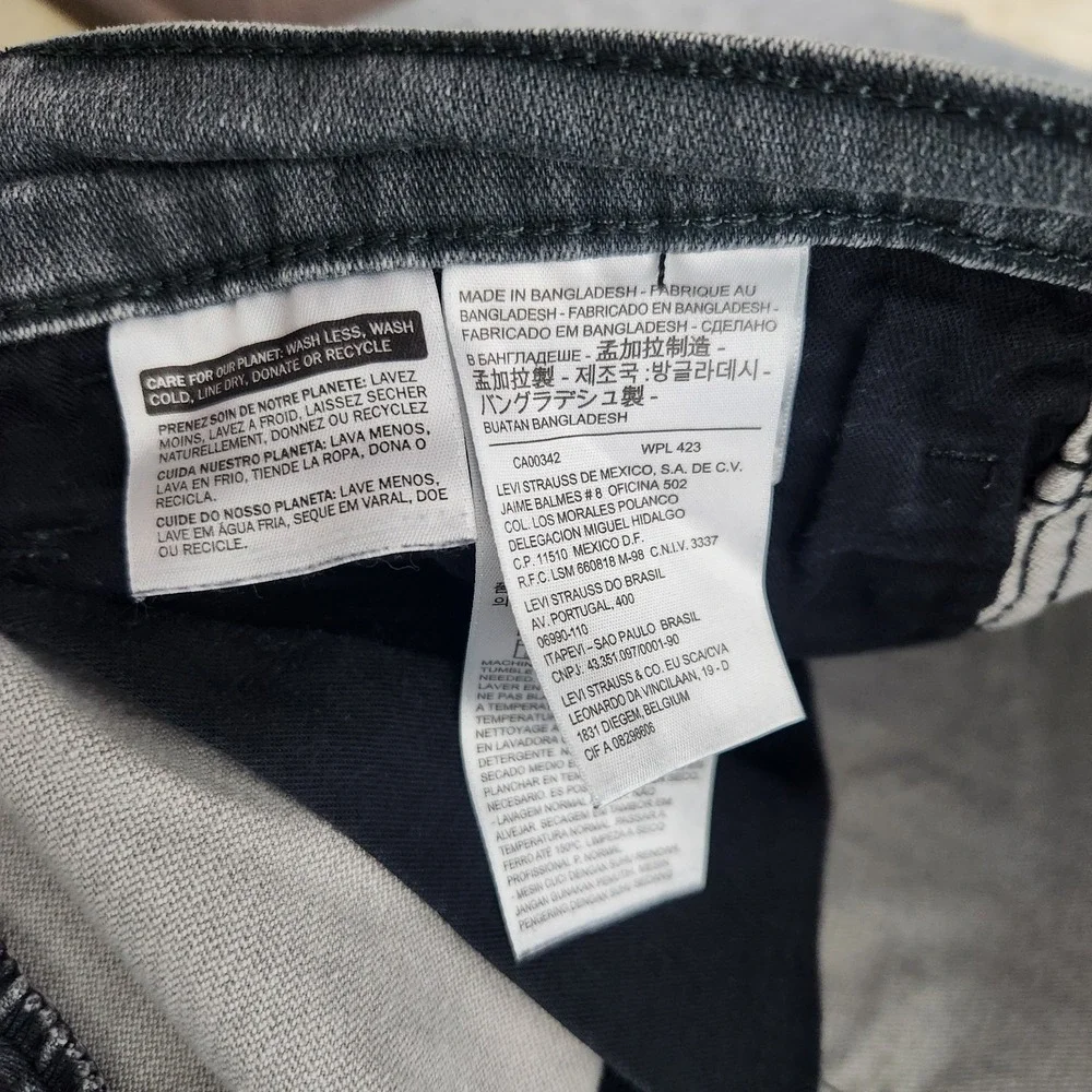Levis‎ 541 Black Denim Jeans Men 42x32 Athletic Taper Fit Skater Punk Grunge